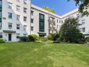 2 Brooklands GD, Bronxville NY 10708