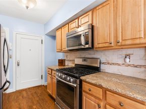 2 Brooklands GD, Bronxville NY 10708
