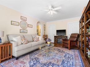 2 Brooklands GD, Bronxville NY 10708
