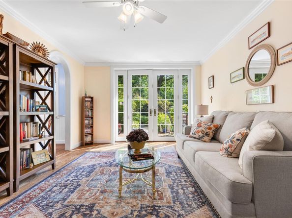 2 Brooklands GD, Bronxville NY 10708