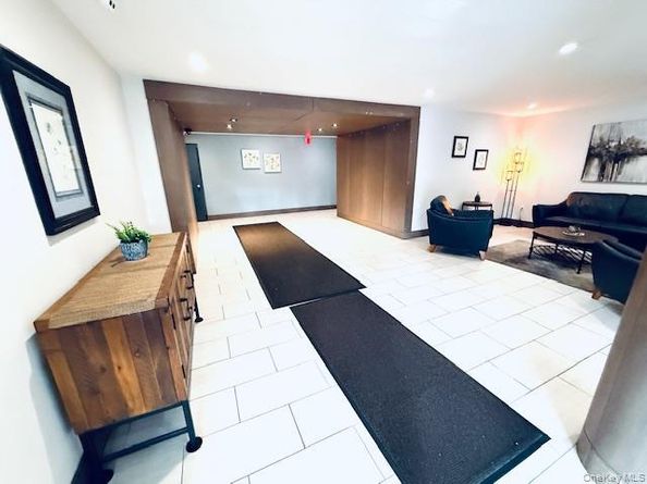 505 Central Avenue 329, White Plains NY 10606
