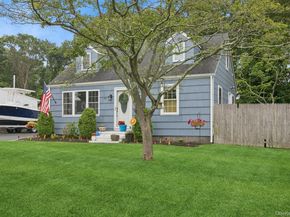10 Elm Street, East Patchogue NY 11772