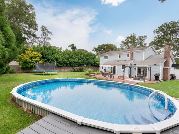 8 Miller Avenue, Shoreham NY 11786