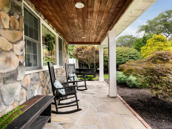 8 Miller Avenue, Shoreham NY 11786