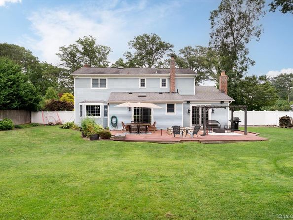 8 Miller Avenue, Shoreham NY 11786
