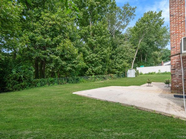 5 Montrose Lane, East Northport NY 11731