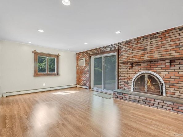 5 Montrose Lane, East Northport NY 11731