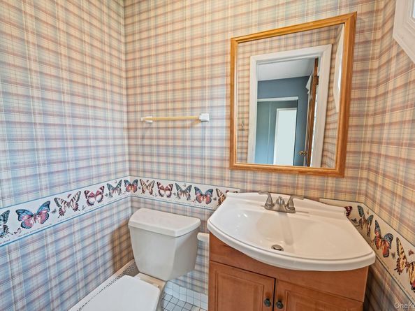 5 Montrose Lane, East Northport NY 11731