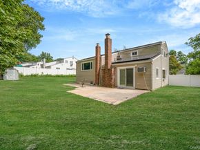 5 Montrose Lane, East Northport NY 11731