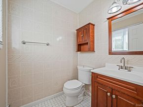5 Montrose Lane, East Northport NY 11731