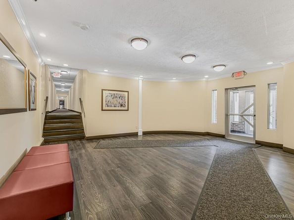 1 Balint Drive 661, Yonkers NY 10710
