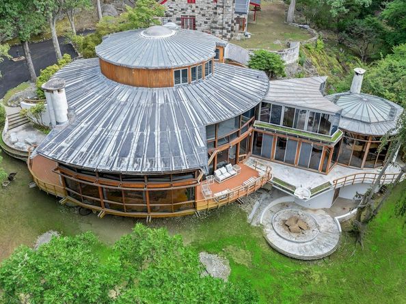 196 Furnace Dock Road, Cortlandt Manor NY 10567