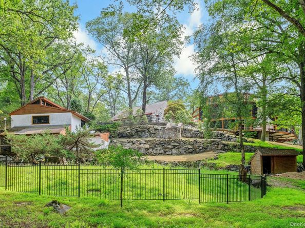 196 Furnace Dock Road, Cortlandt Manor NY 10567