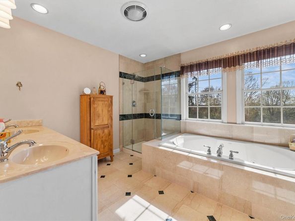 1012 Sunset Street, Yorktown Heights NY 10598