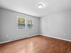 13 Van Cortlandt Park Avenue, Yonkers NY 10705