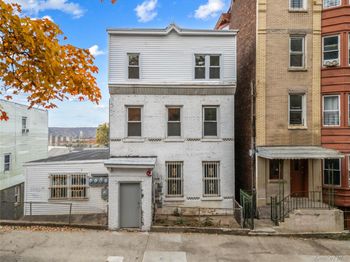 13 Van Cortlandt Park Avenue