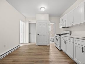 13 Van Cortlandt Park Avenue, Yonkers NY 10705