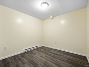 13 Van Cortlandt Park Avenue, Yonkers NY 10705