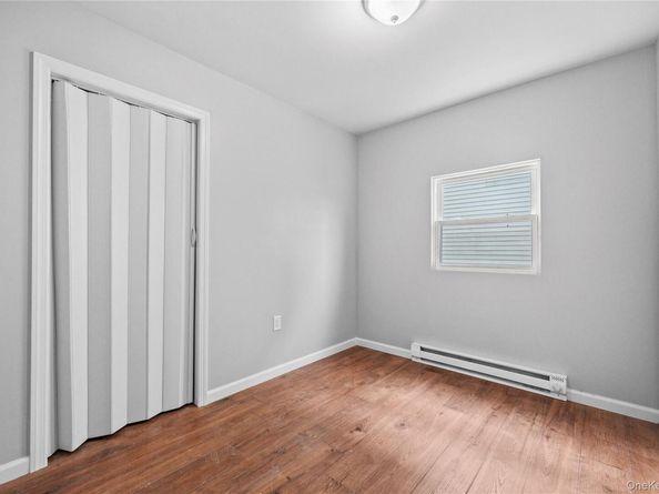 13 Van Cortlandt Park Avenue, Yonkers NY 10705