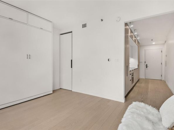 181 E 101 Street 804, New York (Manhattan) NY 10029