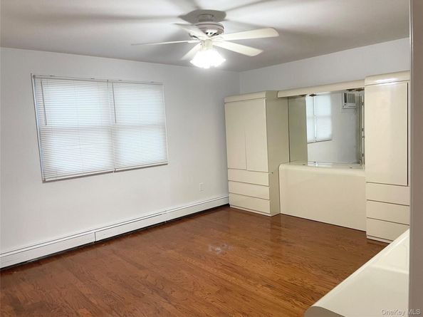 369 Hewlett Parkway, Hewlett NY 11557