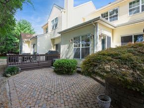 125 Cinnamon Court, Melville NY 11747