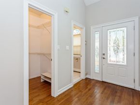 125 Cinnamon Court, Melville NY 11747