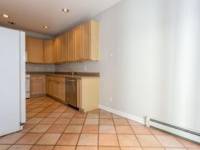 125 Cinnamon Court, Melville NY 11747