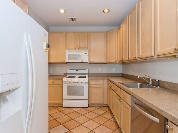 125 Cinnamon Court, Melville NY 11747