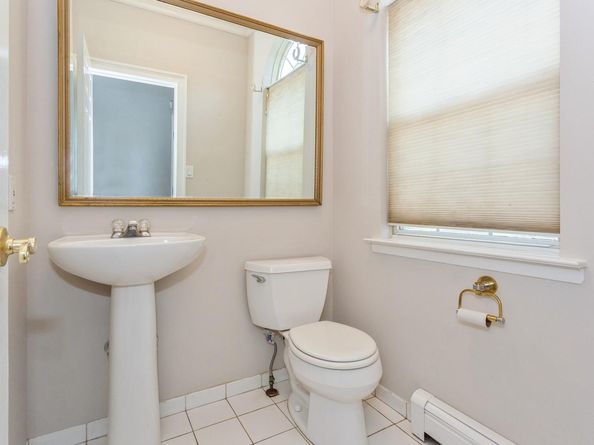 125 Cinnamon Court, Melville NY 11747