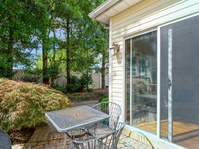 125 Cinnamon Court, Melville NY 11747