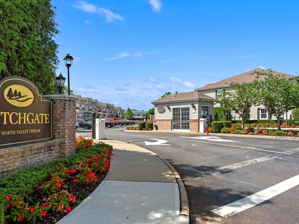 1002 Willow Lane, Valley Stream NY 11580
