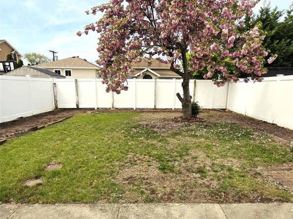 159-42 81st Street, Howard Beach NY 11414