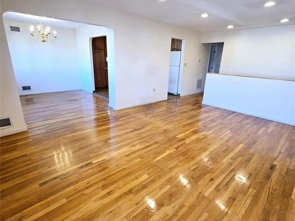 159-42 81st Street, Howard Beach NY 11414