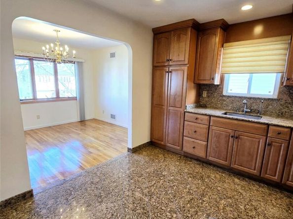 159-42 81st Street, Howard Beach NY 11414