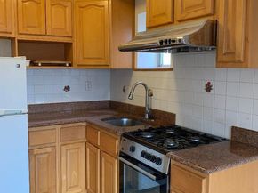 41-50 149 Pl C2F, Flushing NY 11355