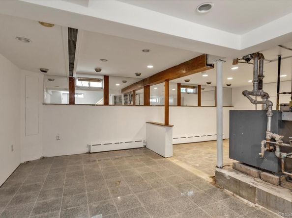 48-18 202 Street, Bayside NY 11364