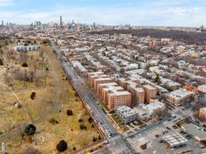 221 McDonald Avenue 3P, Brooklyn NY 11218