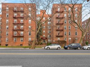 221 McDonald Avenue 3P, Brooklyn NY 11218