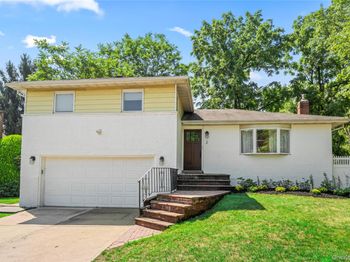 2 Lydia Court