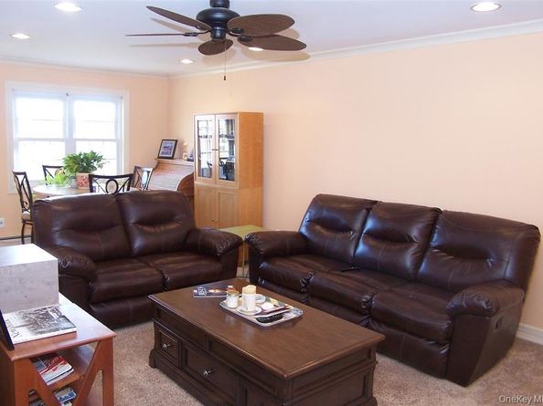 460 Old Town Road 7K, Port Jefferson Station NY 11776