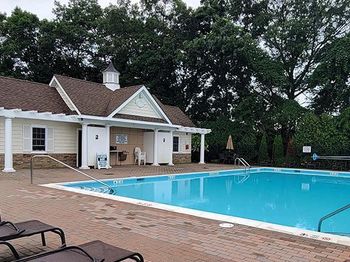 460 Old Town Road
