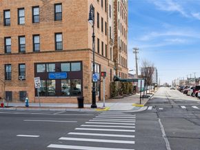 310 Riverside Boulevard 2C, Long Beach NY 11561