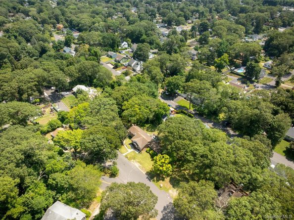 40 Garden Road, Rocky Point NY 11778