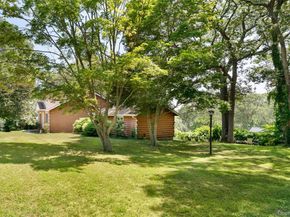 40 Garden Road, Rocky Point NY 11778