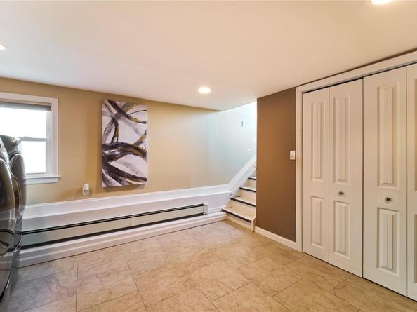 17 Sheridan Road, Babylon NY 11702