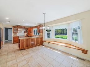 4 Carol Court, Mount Sinai NY 11766
