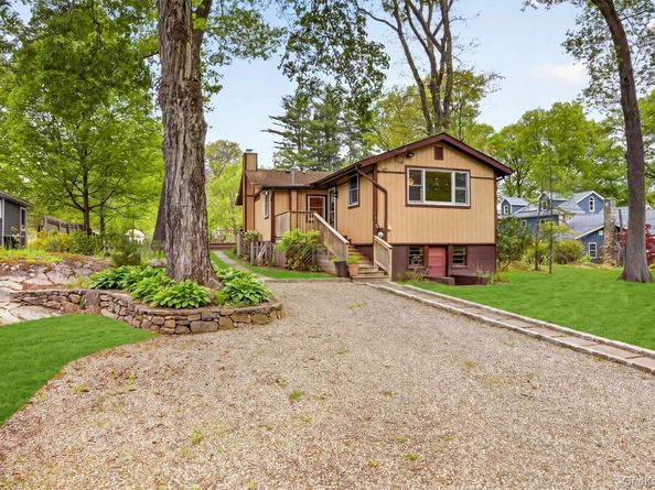 3079 Maqua Place, Mohegan Lake NY 10547