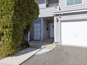 11 Vista Drive 11, Manorville NY 11949