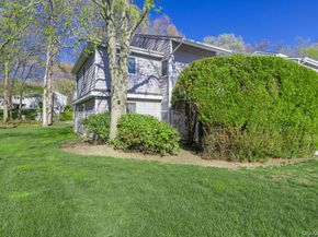 11 Vista Drive 11, Manorville NY 11949